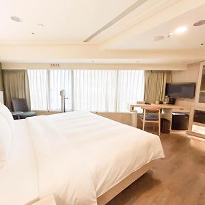 Run Of House Room Assigned On Arrival